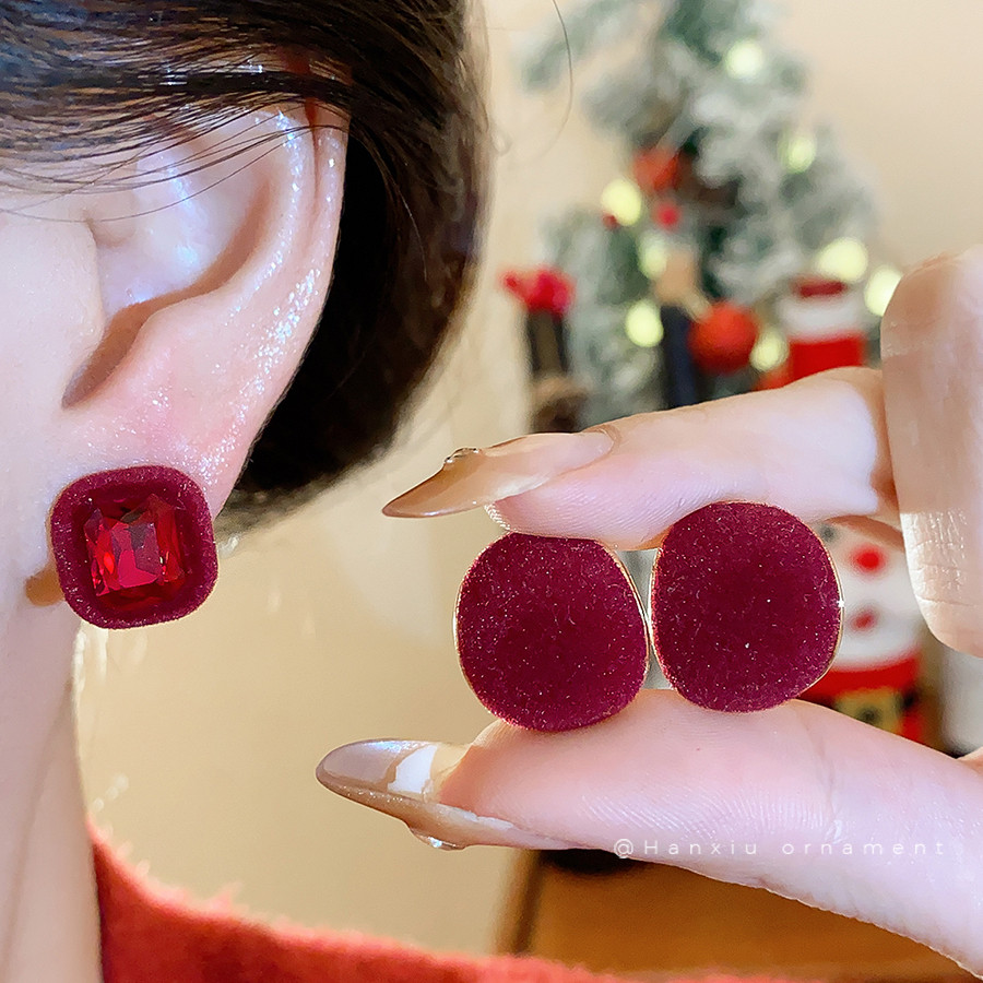 Bông tai bạc kim ankara đỏ xòe tròn, style thu đông vintage thanh lịch cao cấp