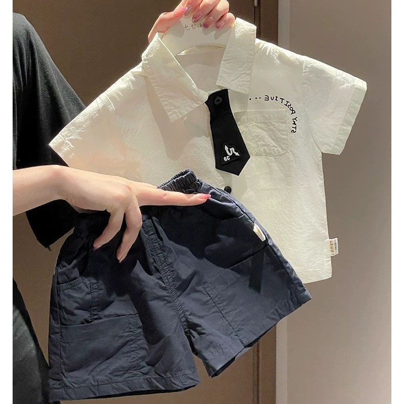 Trang phục mùa hè cho bé trai 2026 Mới sành điệu Áo sơ mi và quần short bé trai mùa hè Quần áo trẻ s