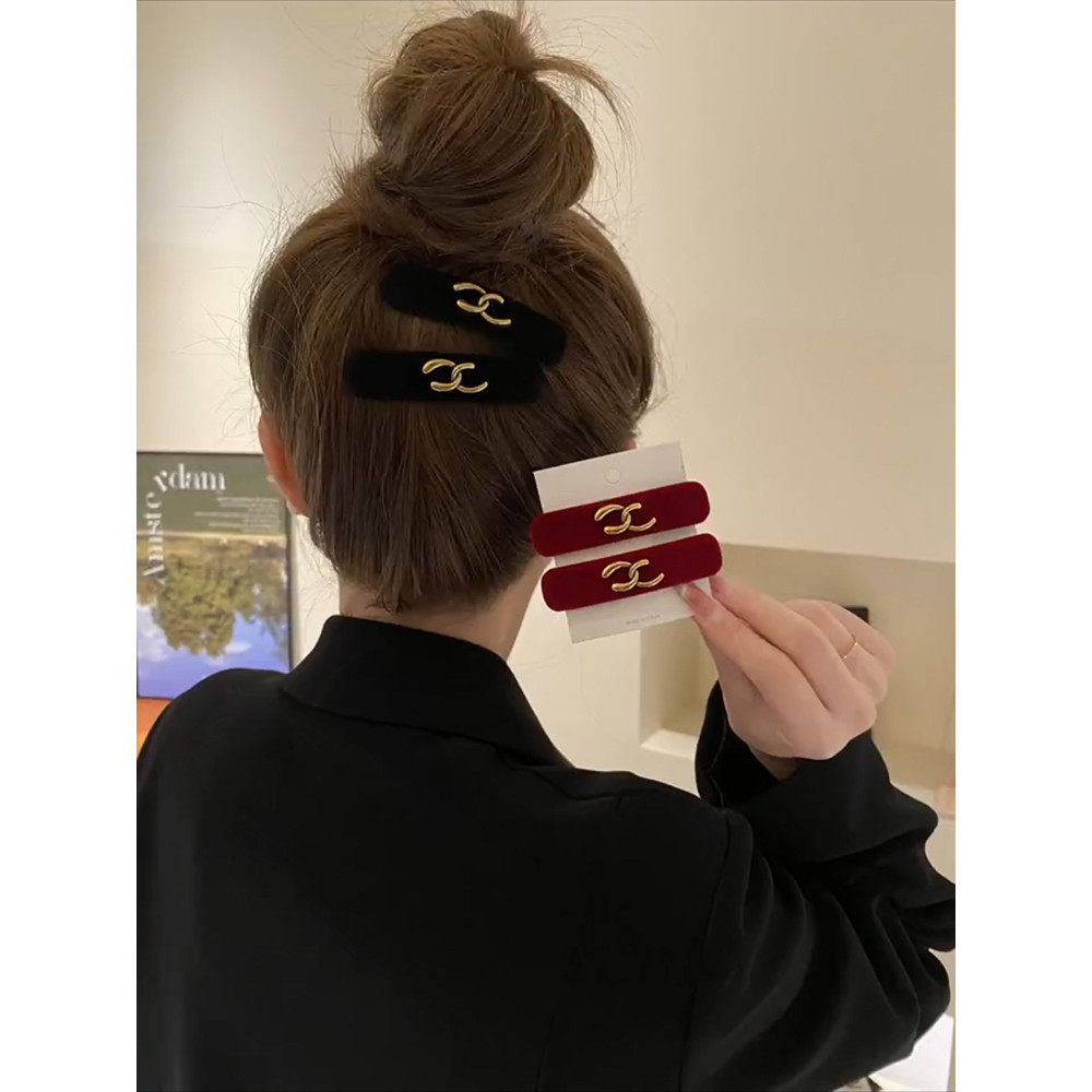 Spot Goods#Chic velvet hair clip with delicate side trim, French-style hair accessory, bangs clip, a