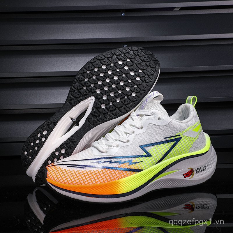 Fuyuan Kehongtu với đế cao su tấm Carbon chất lượng cao