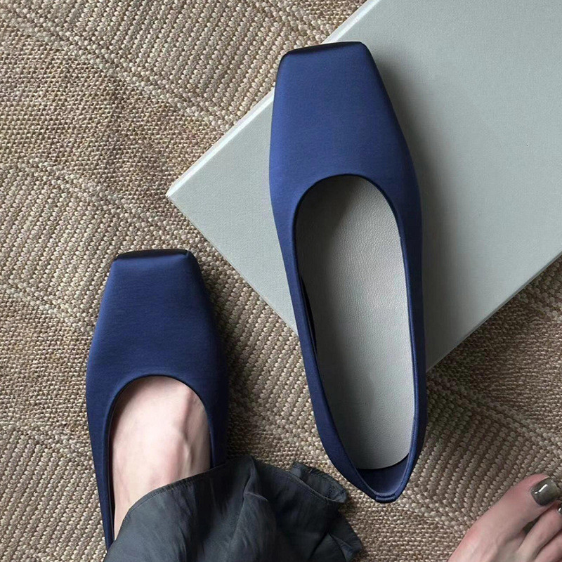 Cowhide Version~New style silk square-toed satin slip-on flat fashion shoes, ballet shoes, small lea