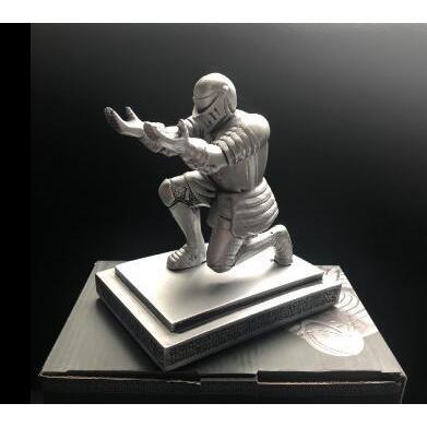 Từ tính mới Phù hợp với Sword Knight Pen Holder CEO Knight Soldier Armor Hero Pen Holder Back Strap 