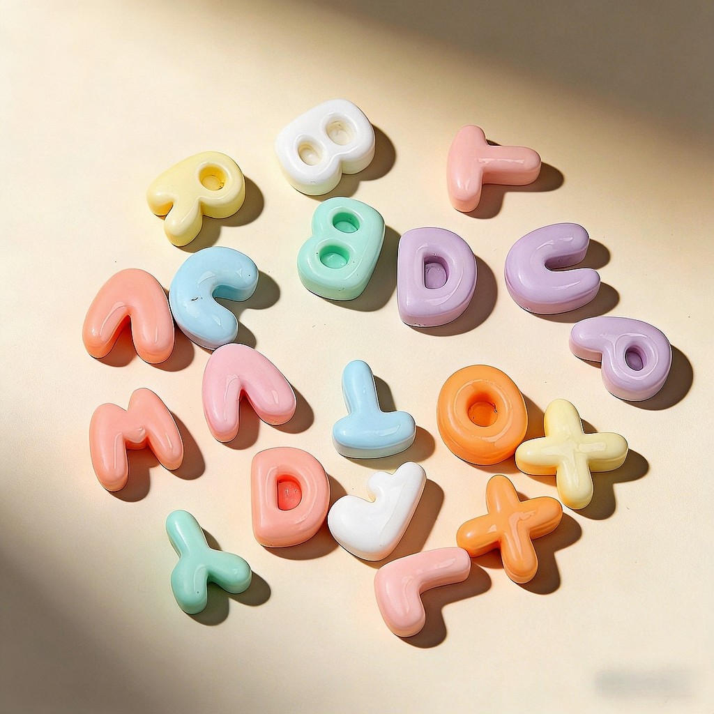 Phụ kiện trang trí chữ cá nhân hóa với màu sắc ngẫu nhiên, phụ kiện trang trí hình hoạt hình miệng lớn