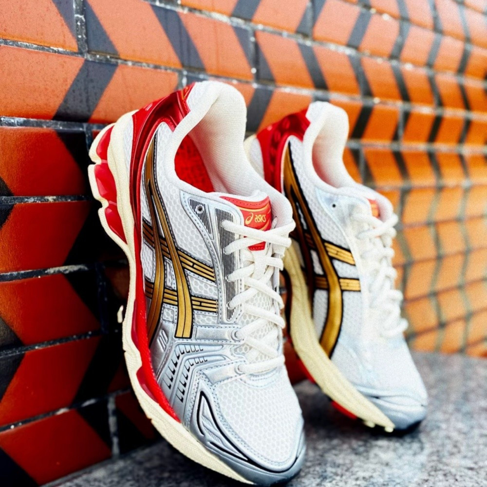 Giày chạy bộ ASICS Kayano 14 màu kem denim xanh, giảm shock