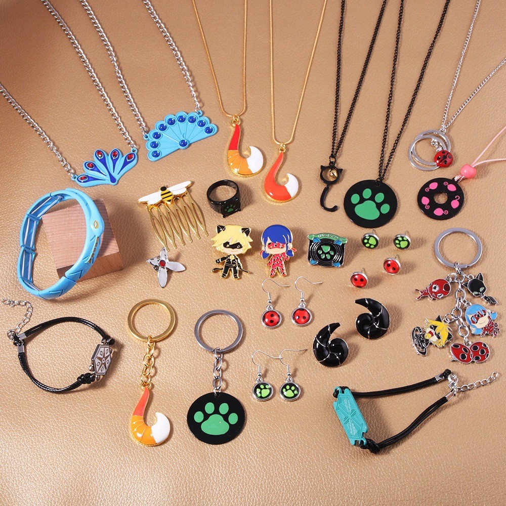 Spot Goods#Anime Peacock Conch Bay Girl Lady necklace, black cat paw ring, bracelet, bee hairpin, mu