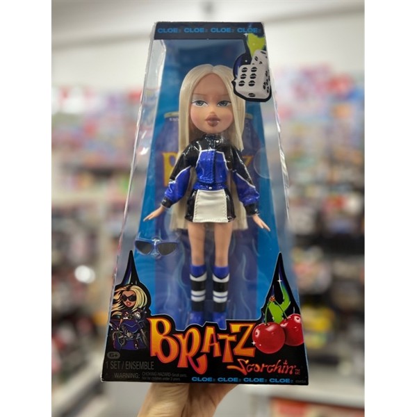 Búp bê cá tính Bratz Scorchin' Cloe and Yasmin Fashion Doll