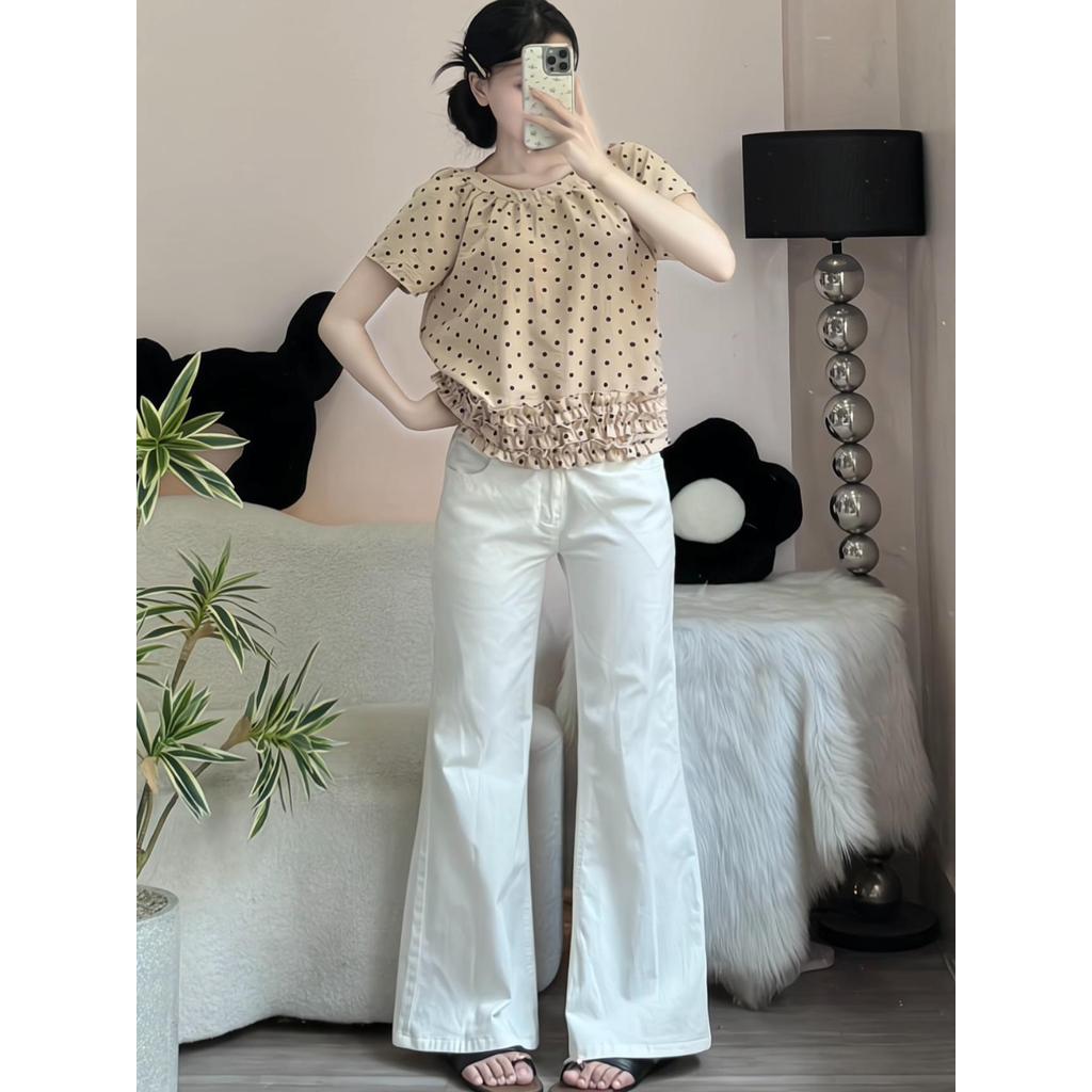Áo Kiểu Nữ Chấm Bi Phối Bèo 3 Tầng Xinh Xắn Chất Liệu Đũi Thô Mềm Mát PhulinhFashion MS226 | BigBuy360 - bigbuy360.vn