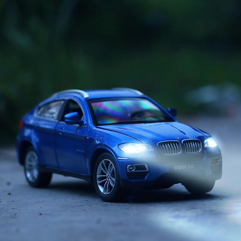[Mẫu xe] Caipo 1 / 24 Xe Hợp Kim BMW X6 Mô Hình Mô Phỏng Bộ Sưu Tập Tĩnh Mô Hình Với Đế Âm Thanh Ánh