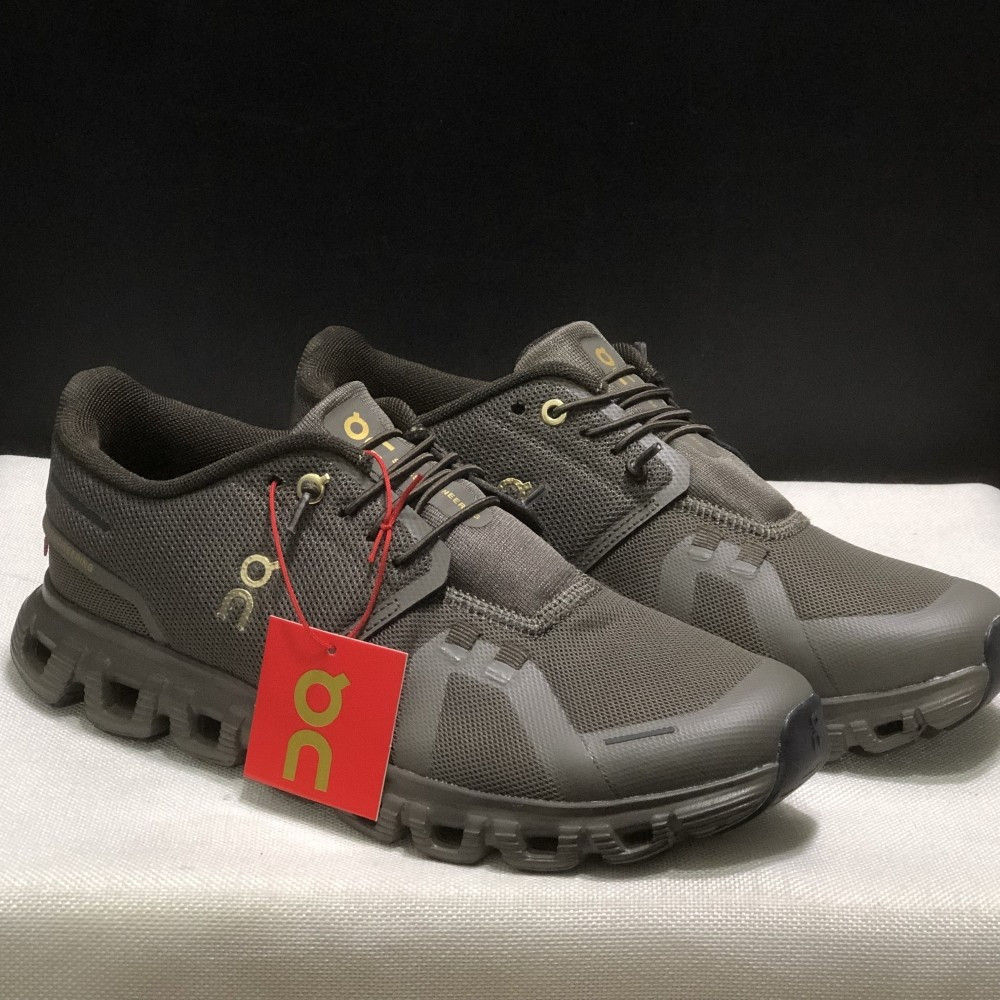 On Running On Cloud 6 Cloud6 - Phiên Bản Giới Hạn Năm Con Ngựa, Giày Chạy Bộ Unisex Nhẹ Nhàng, Thông