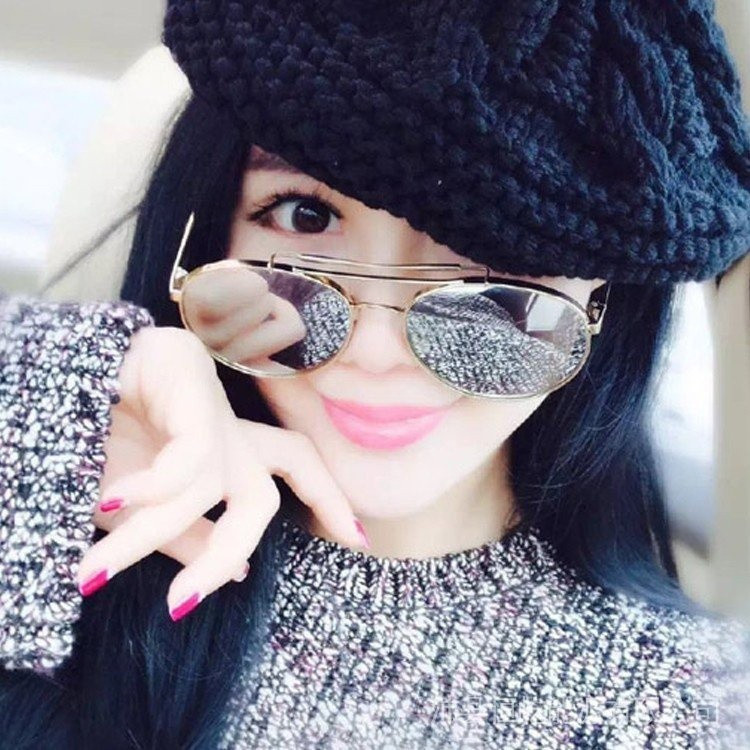 Kính râm phong cách Ray-Ban và Bingbing dành cho nữ