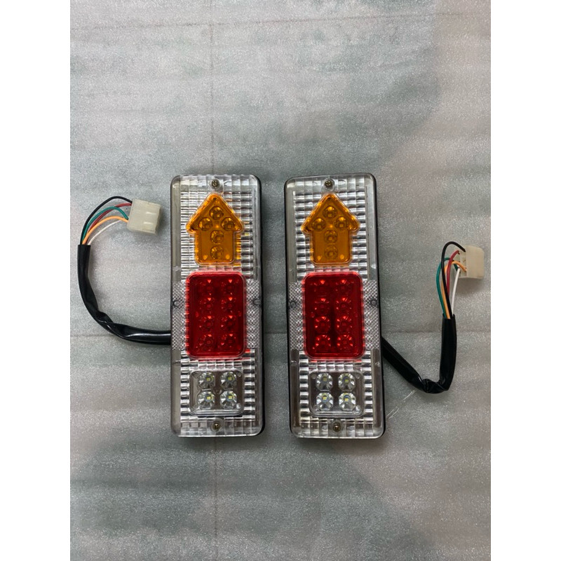 Cặp si nhan đèn led dùng lắp ráp cho các dòng xe 3 bánh,xe 4 bánh và các dòng xe khác