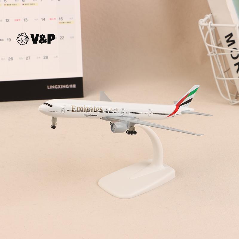 V & P 20cm B777 UAE Emirates Hãng Hàng Không Boeing 777 Mô Hình Máy Bay Hợp Kim Đúc Máy Bay Kim Loại