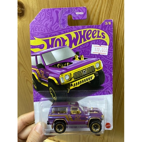 JDM28 Siêu xe mô hình  Hot wheels Ultra Hots - NISSAN PATROL