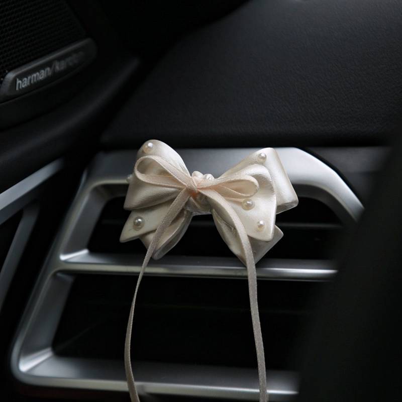 Car Aromatherapy Car Air Conditioning Air Outlet Perfume Car Decorations Girl Car Aromatherapy Car A