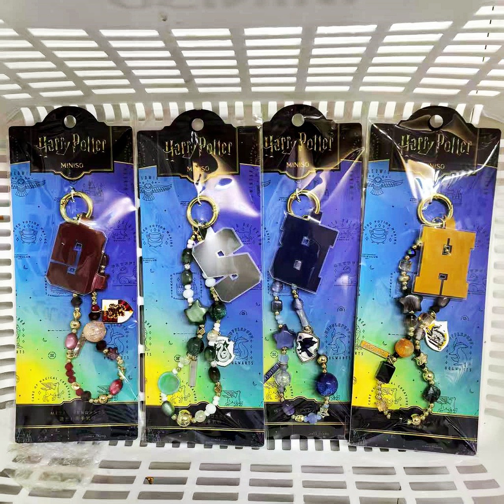 MINISO harrypotter Harry Potter Series Four College Streamer Magic Color Dây chuyền điện thoại di độ