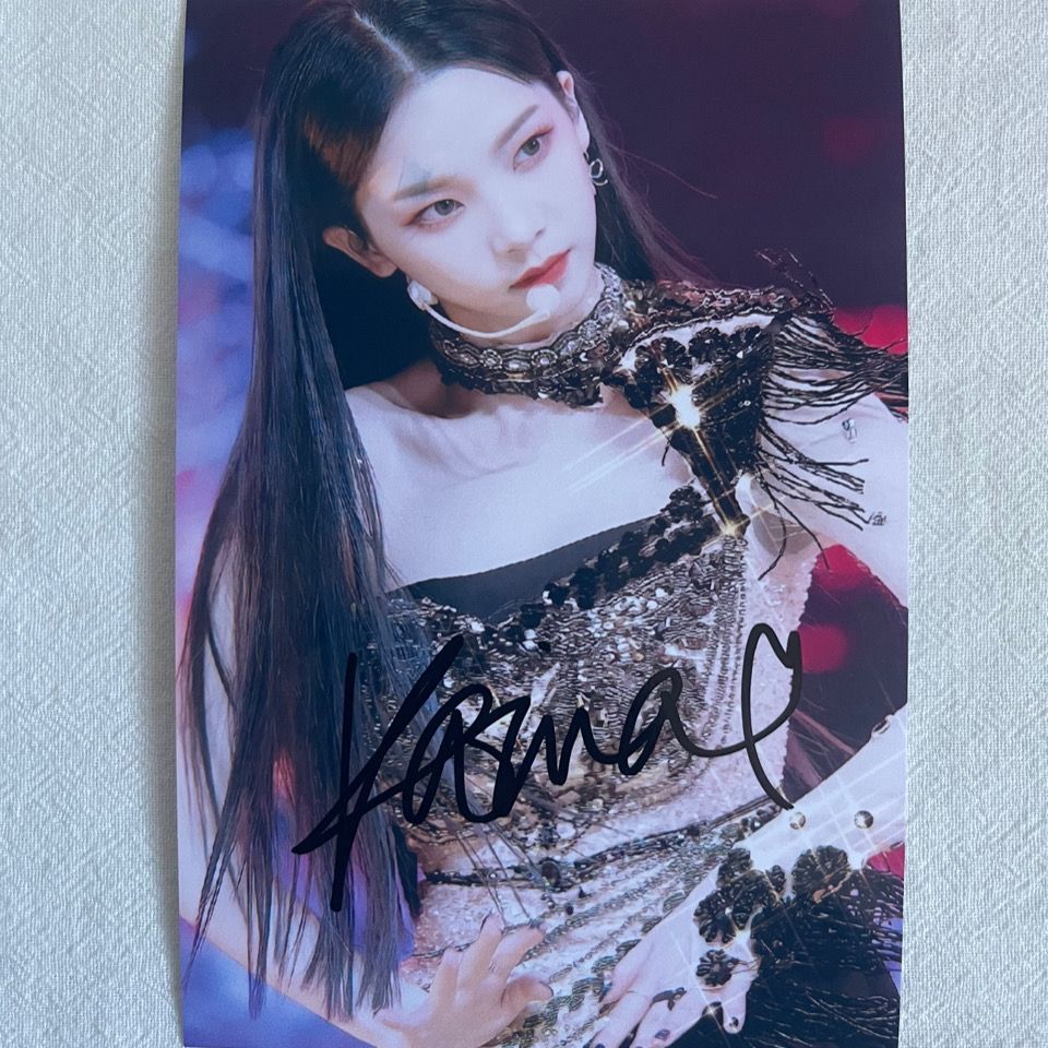 Aespa Liu Jimin Chữ Ký Quảng Cáo Ảnh Savage Chữ Ký Ảnh Savage Savage Cùng Phong Cách Hàng Hóa Quà Tặ