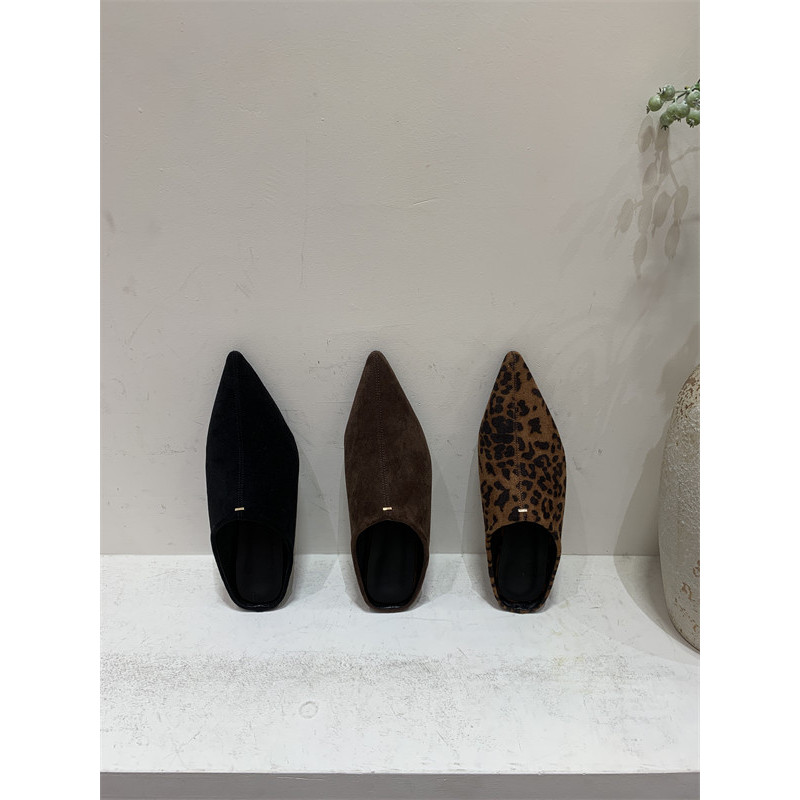 [Lamode] Dép xỏ ngón mũi nhọn phong cách Hàn Quốc Baotou Nữ Mùa xuân Thu 2026 Phong cách mới Da lộn 