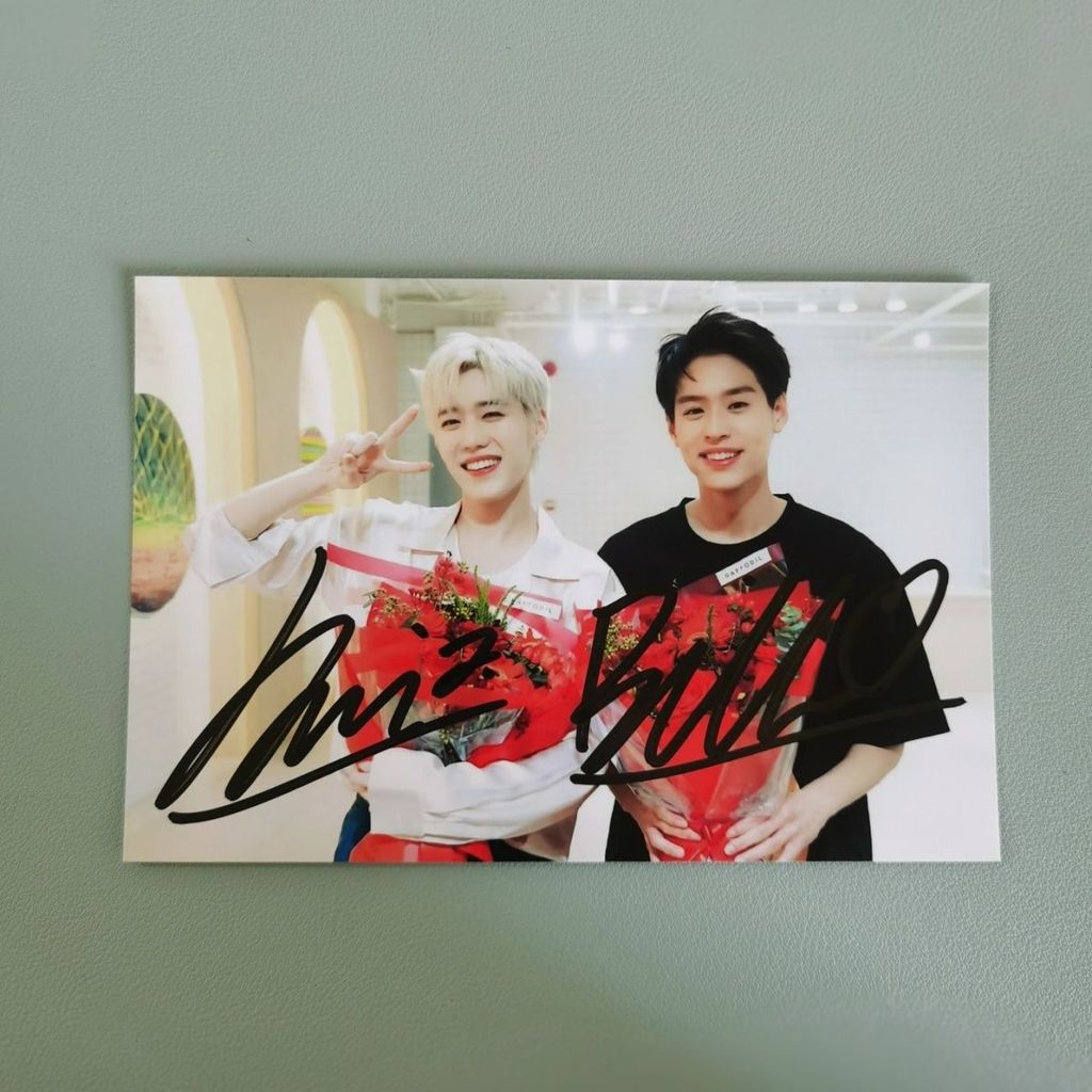 BKPP đích thân ký tặng ảnh bộ phim truyền hình Thái Lan trung thực 6 inch diễn giải tình yêu của tôi