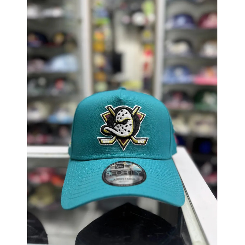 Mũ Snapback New Era 9Forty Anaheim Ducks kỷ niệm 10 năm màu teal, vành điều chỉnh được, bộ 5 cái.
