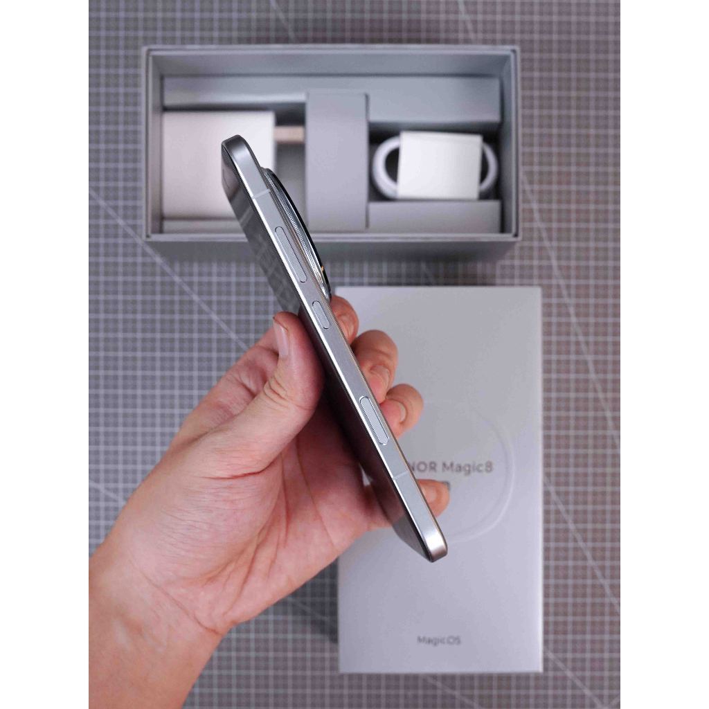 [Máy Cũ] Điện Thoại Honor Magic 8 Pro, Chip Snapdragon 8 Elite Gen 5, Ram 12/16GB. SonPixel | BigBuy360 - bigbuy360.vn