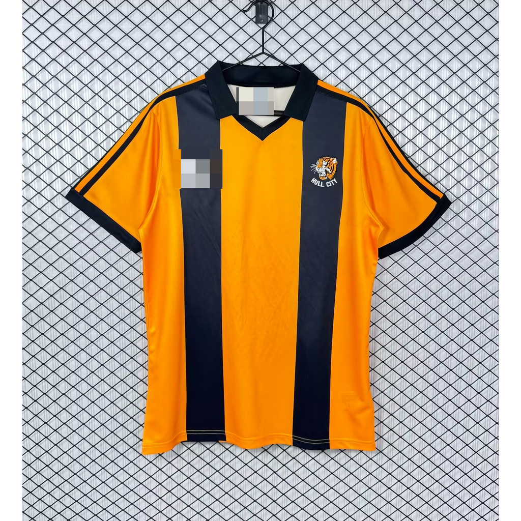 Áo bóng đá sân nhà Hull City mùa giải 1981/82, phong cách retro