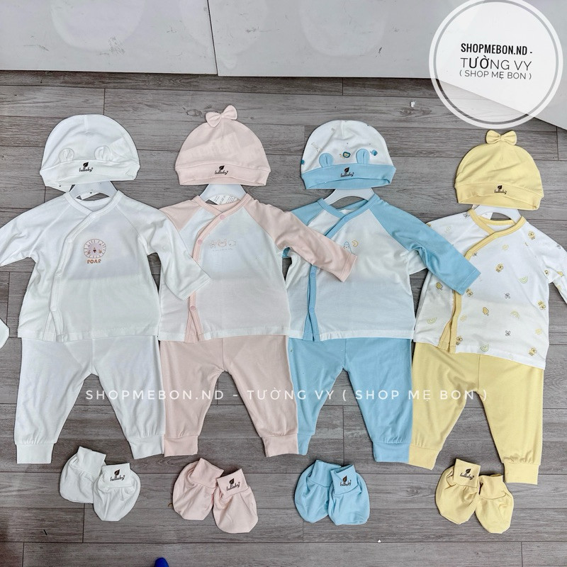 Bộ Lullaby sơ sinh dài tay cài chéo mềm mịn, thấm mồi hôi cho bé