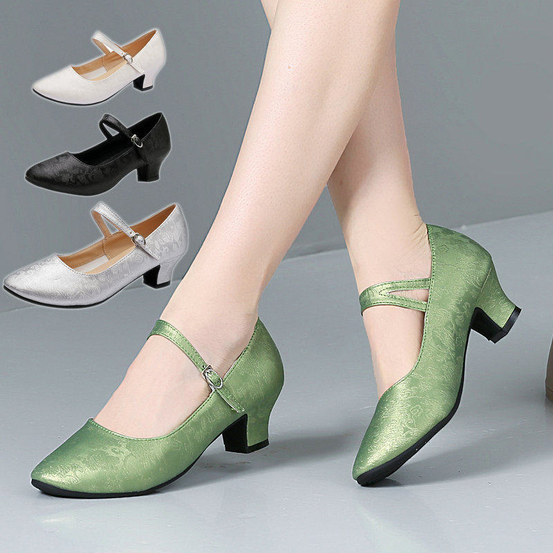 Giày Khiêu Vũ Vuông Nữ Da Thật Đế Mềm Phong Cách Mới Giày Gót Phong Cách Trung Quốc Tân Cương Giày K