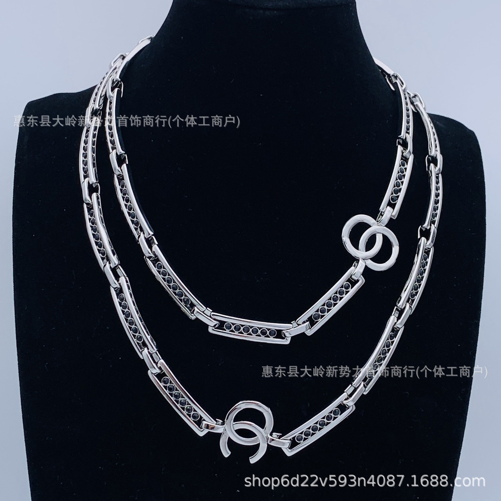 Xiaoxiang Áo Len Dây Xích Full Kim Cương Epoxy Phong Cách Mới Chữ ES06