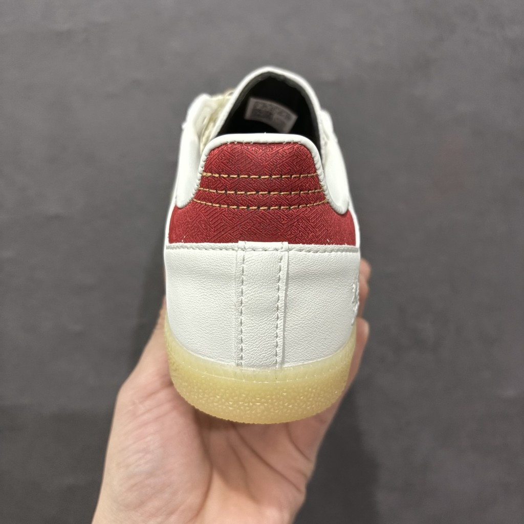 Hàng mới có sẵn Năm con rắn giới hạn editi JQ5976 giày đế mềm cổ điển chất lượng cao 35.5-45 VPV6