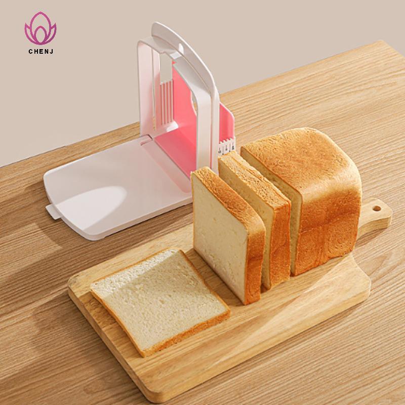 [CENJ] Giá đỡ máy thái bánh mì nướng có thể gập lại Khuôn cắt bánh Sandwich bằng nhựa Khuôn cắt bánh mì Ra Dụng cụ làm bánh Tiện ích nhà bếp [MỚI]