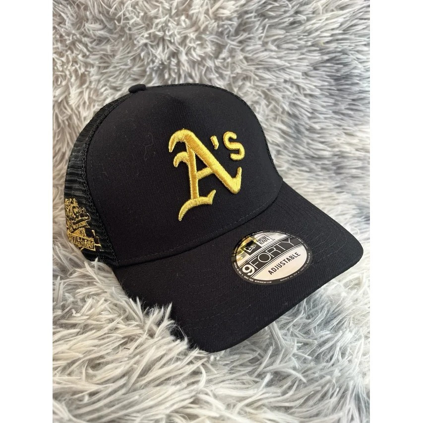 Mũ lưỡi trai màu đen và vàng đội bóng Oakland Athletics