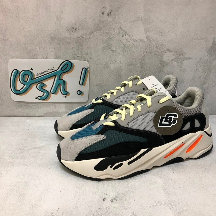 Giày Yeezy Boost 700 Wave Runner cho nam và nữ với đệm Boost đặc biệt