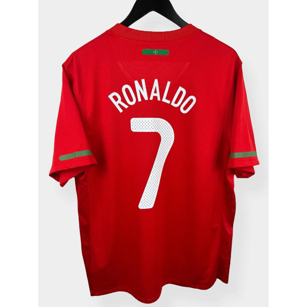 Áo đấu retro Bồ Đào Nha 2010, số áo #7 của Ronaldo