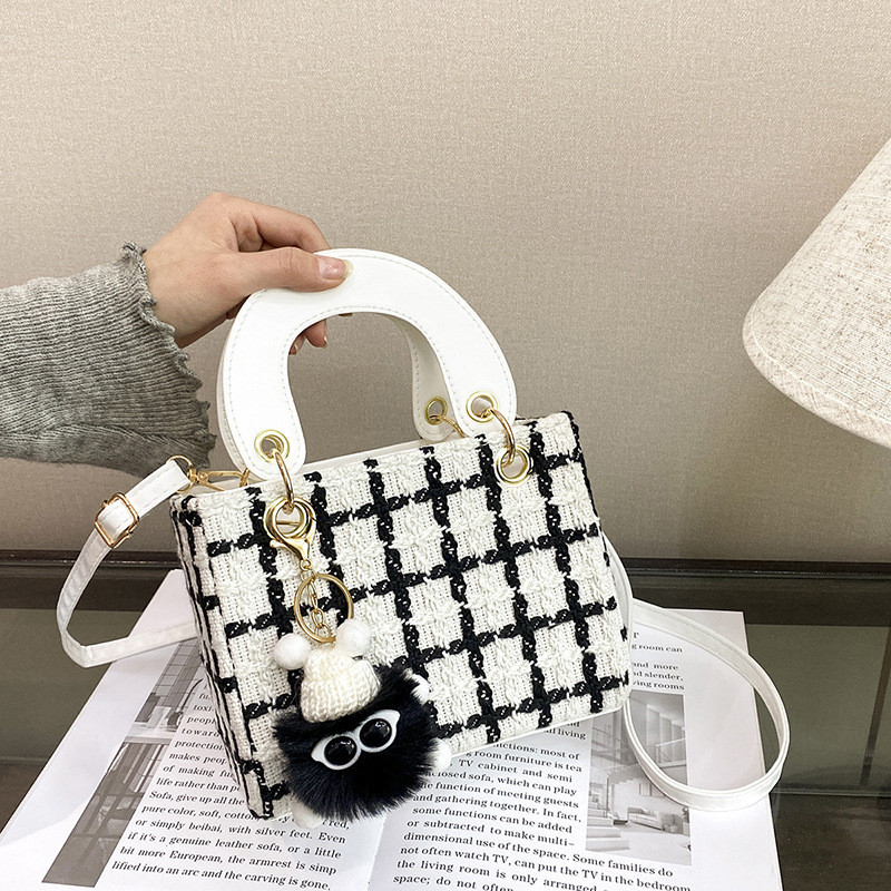 Túi Thiết Kế Niche 0 Túi Nữ Túi Mùa Xuân Túi Di Động Diana Túi Đeo Vai nb01.30