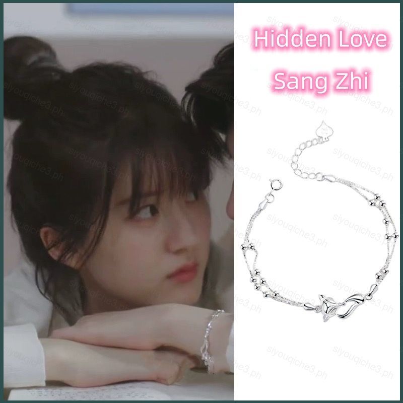 Vòng tay cáo phong cách từ bộ phim "Hidden Love"