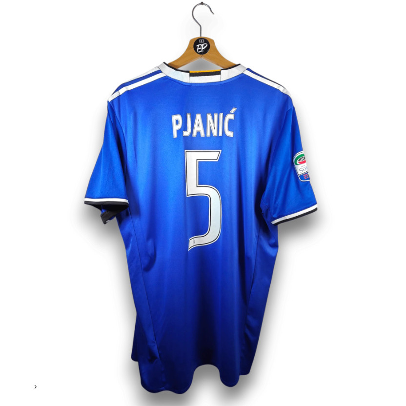 Áo đấu sân khách Juventus 2016-17, Số #5 Pjanic