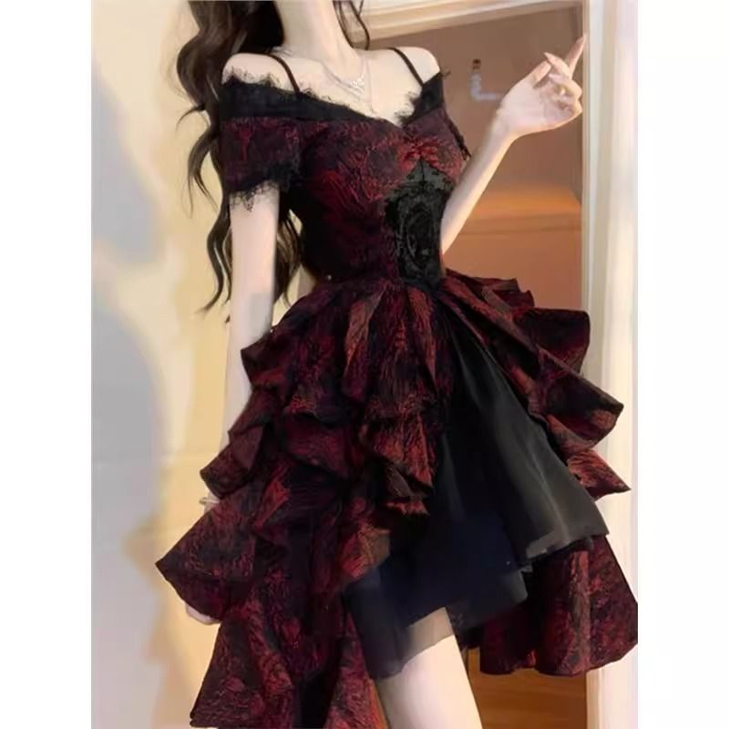Váy lolita đen đỏ Jacquard kiểu Pháp dành cho nữ