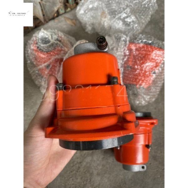 Bắp Chuối Máy Cắt Cỏ 143 Kèm Chuông Côn Máy Cắt Cỏ 143-541 28mm 9 khía Xịnn