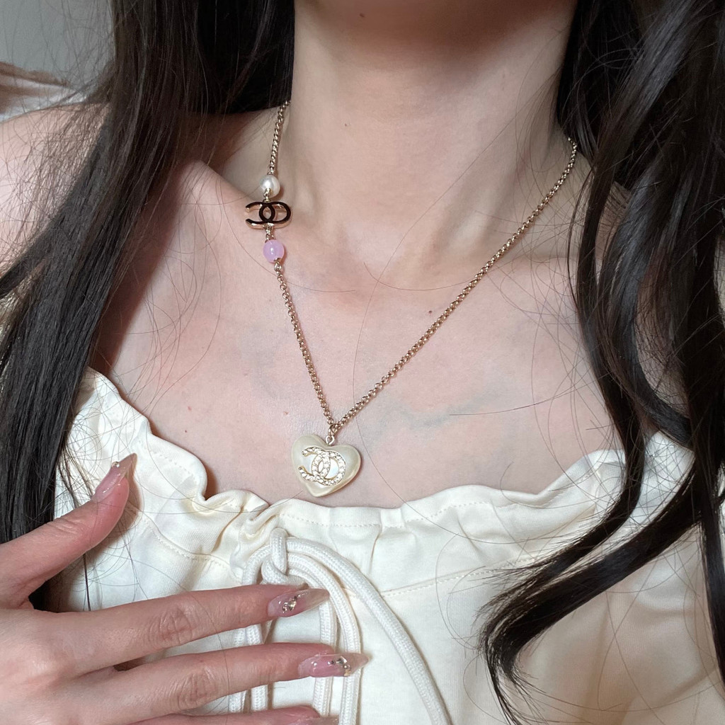 Acrylic Heart-shaped Pendant Necklace Double Heart C Women's Necklace