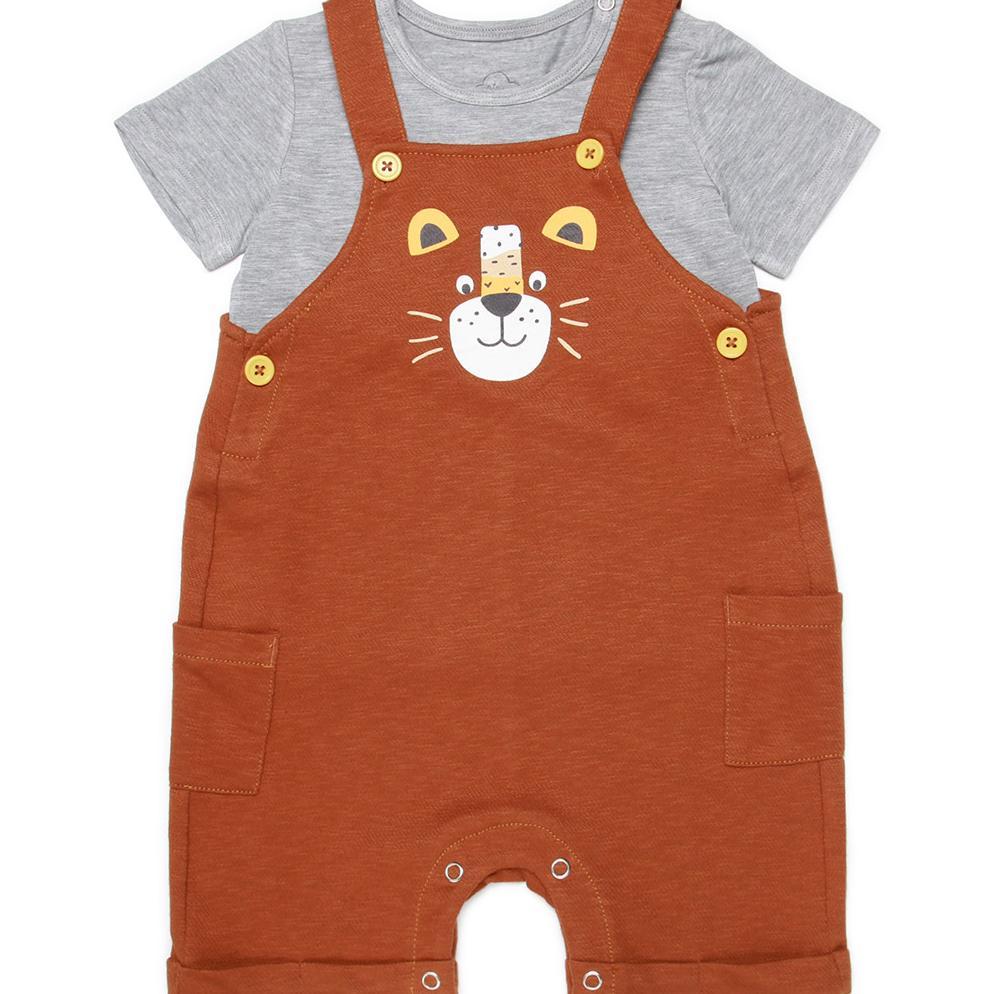 Set body yếm bé trai Bibo’s nâu in báo mix áo ghi 3M