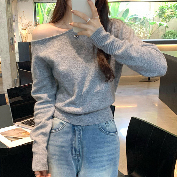 off-shoulder sweater sweater Áo len dệt kim phong cách nhẹ nhàng, thiết kế off-the-shoulder