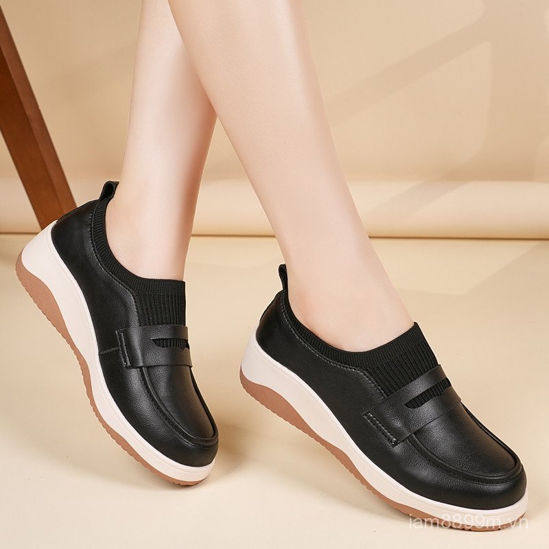 Giày lười nữ, giày moccasin, giày da nữ.