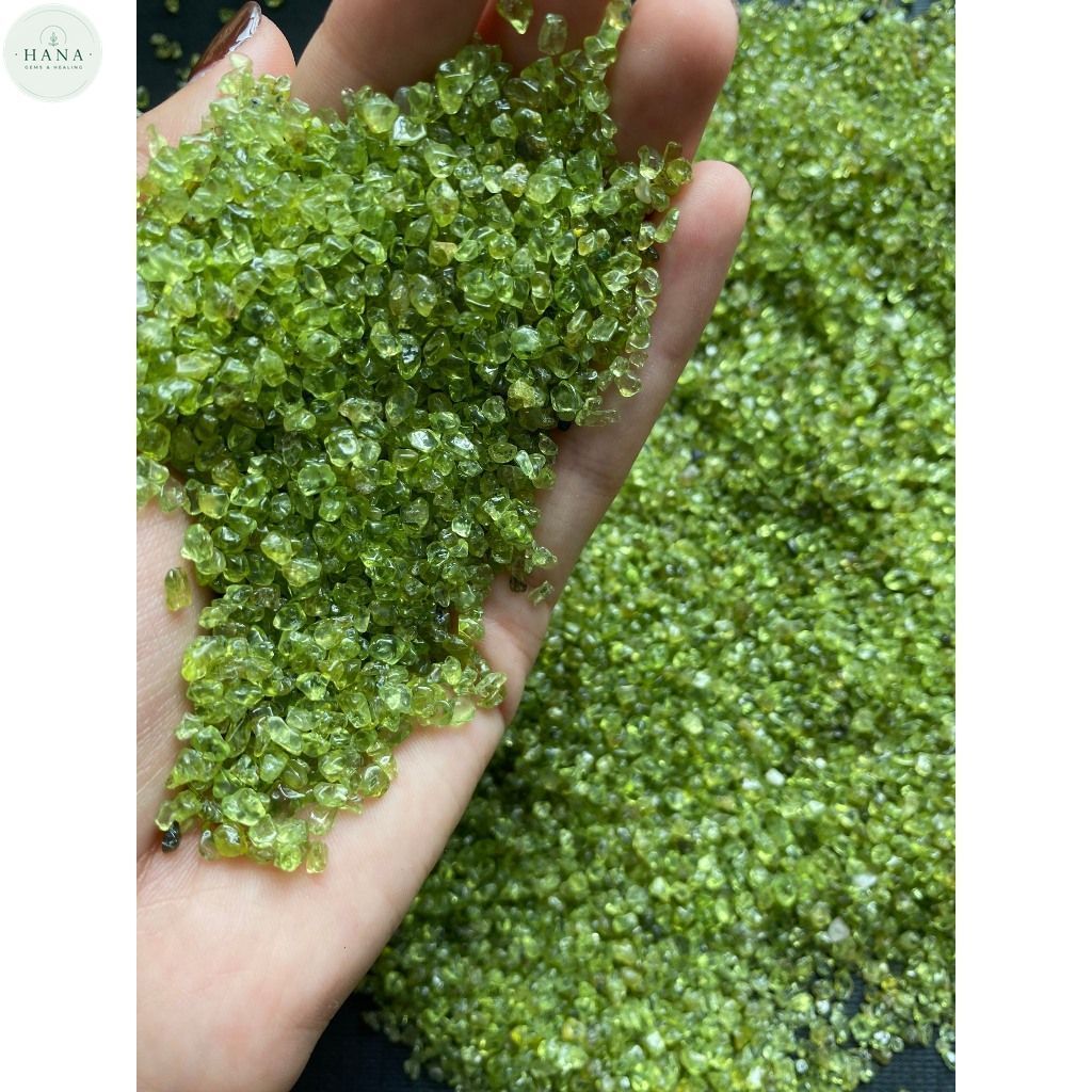 Đá Peridot phong thuỷ thanh tẩy Hana Gems & Healing , Đá Ô liu Trang trí handmade thiền sưu tâm reik