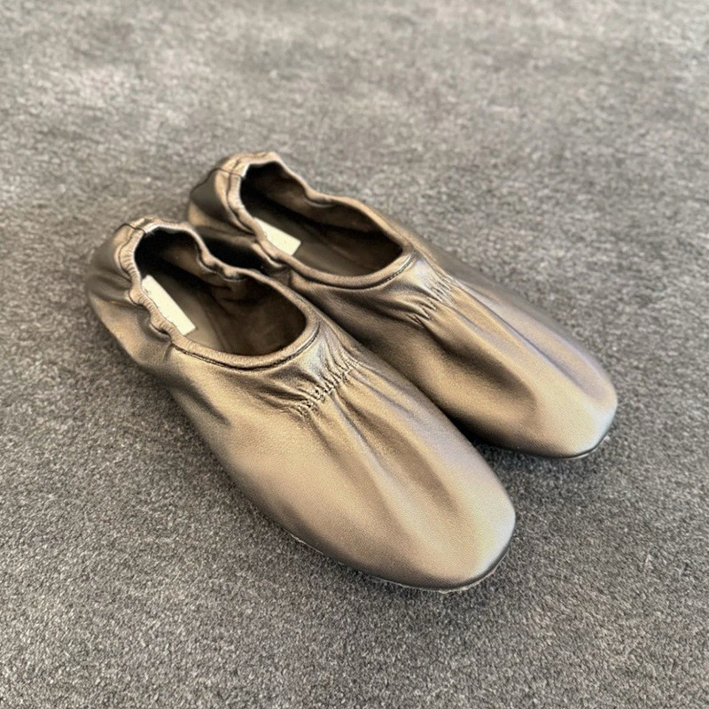 Slip-on ballet shoes, round toe, shallow mouth, flat shoes, black leather shoes for women2026New ear