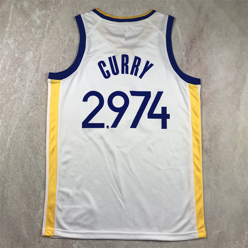 Bóng bay trắng kỷ niệm thiết kếSteven Curry và Kevin Durant