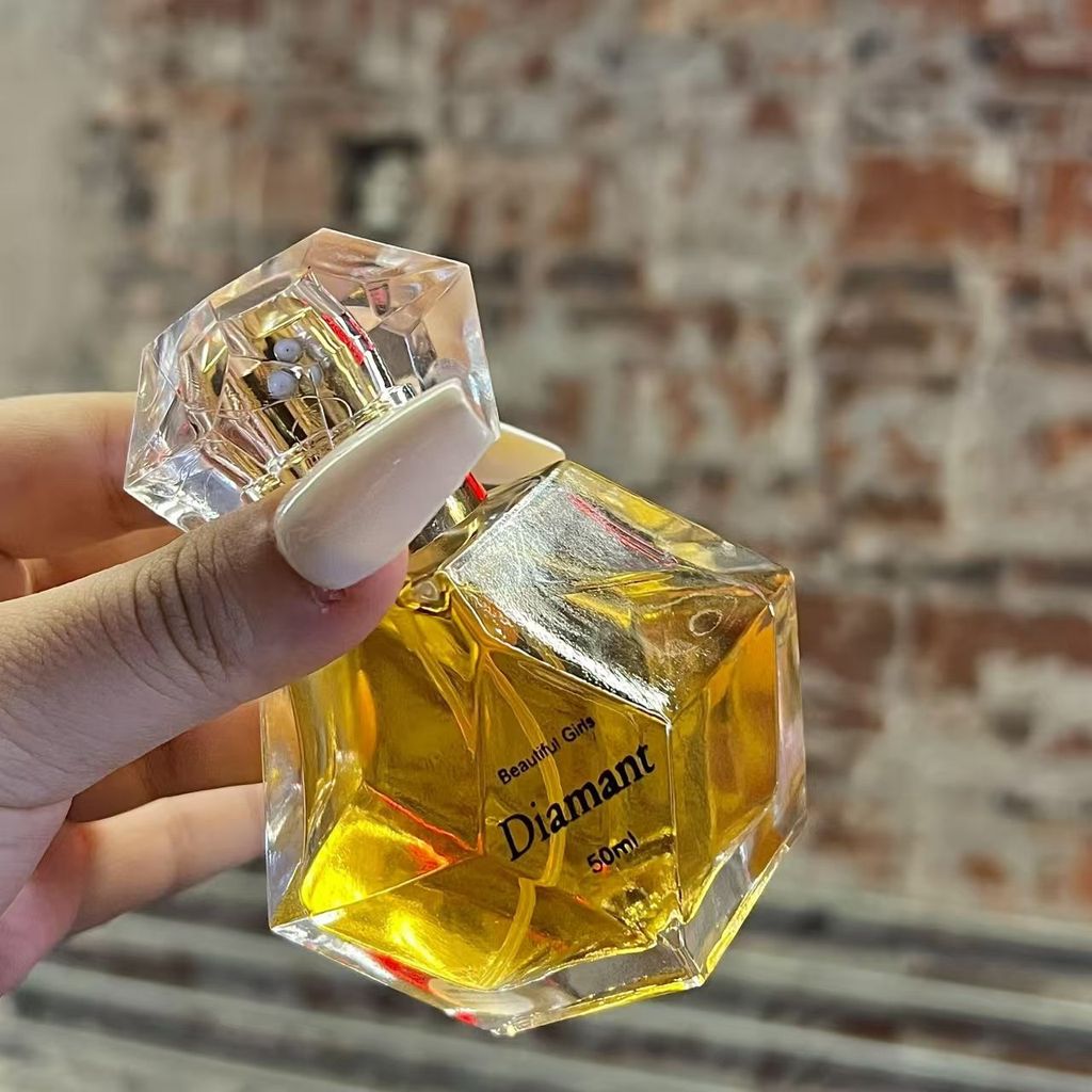 Nước Hoa Influencer BEIYIGE Diamond Nước Hoa Nữ Lâu Dài Hương Thơm Tươi Sinh Viên Nữ Hương Thơm Bán 