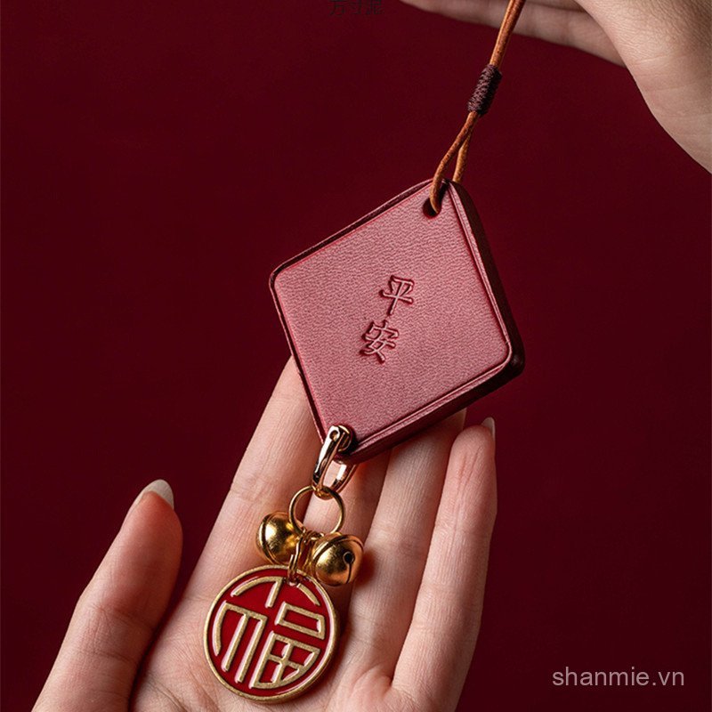 Phụ kiện mặt dây chuyền ô tô One Piece