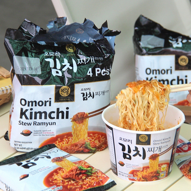 Hàng sẵn có Vận chuyển nhanh GS25 OMORI OMORI Classic Kimchi Ramen Vị Bắp cải cay Mì ăn liền Mì ăn l