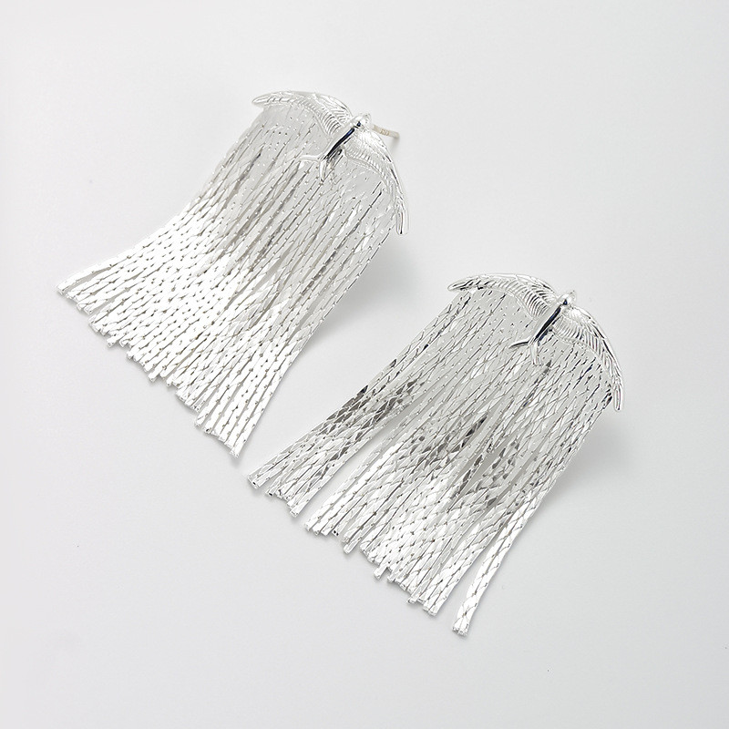 Doudou recommends fashionable long tassel earrings in bright silver ins Personality925Silver Needle 
