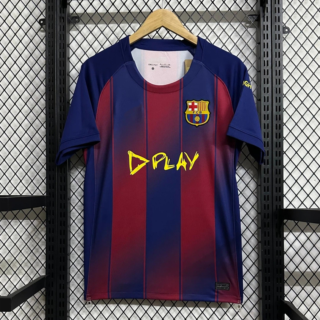 Áo đấu Barcelona Ed Sheeran phiên bản 2025/26